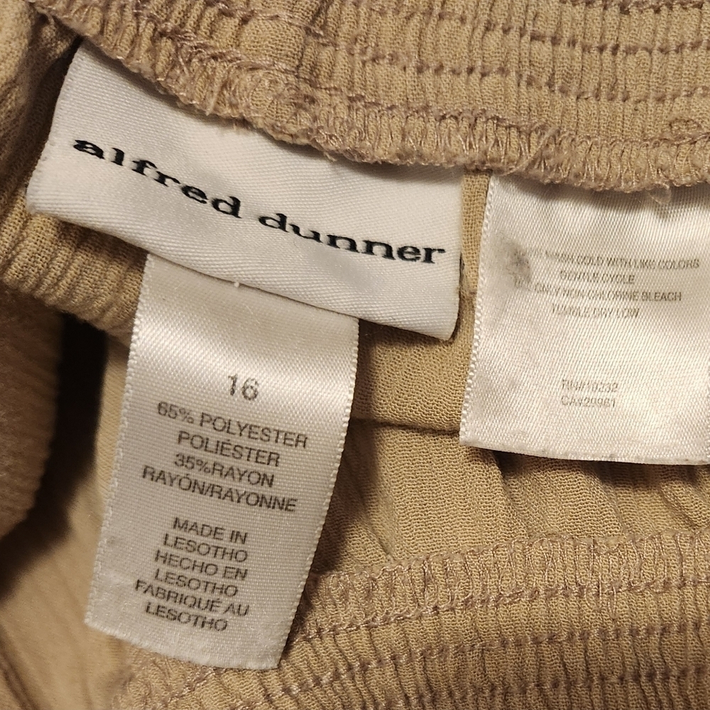 ALFRED DUNNER Sz 16 Taupe Beige Tan Wide Leg Pants - Picture 6 of 6
